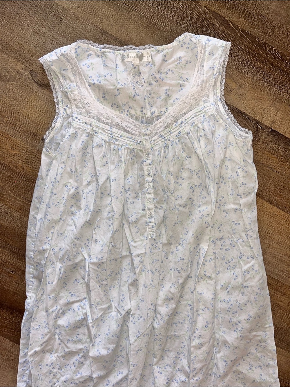 Eileen West women’s L nightgown white blue cotton floral lace trim v-neck floral